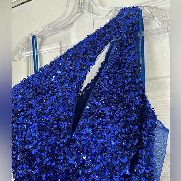 Ladivine prom dress - Picture 4 of 11